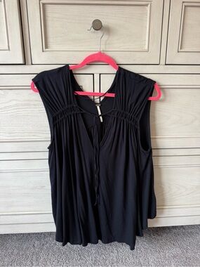 Free People Black Sleeveless Top